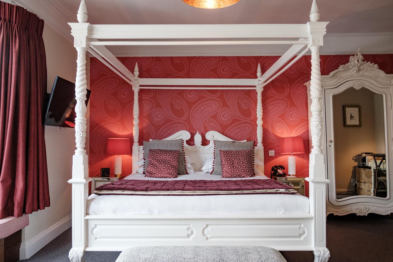 The Bull Hotel 브리드포트 외부 사진