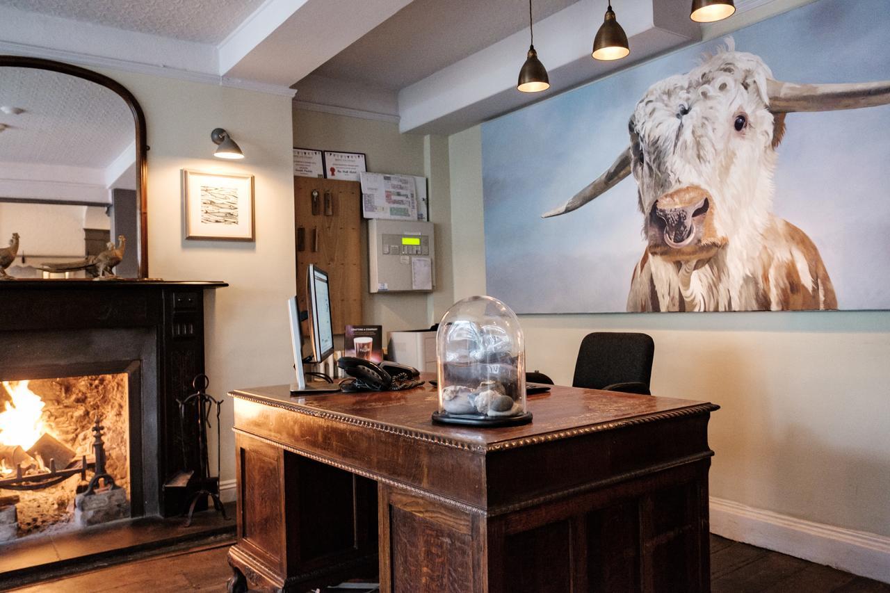The Bull Hotel 브리드포트 외부 사진